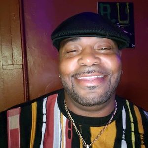 Meet your Posher, Lavelle